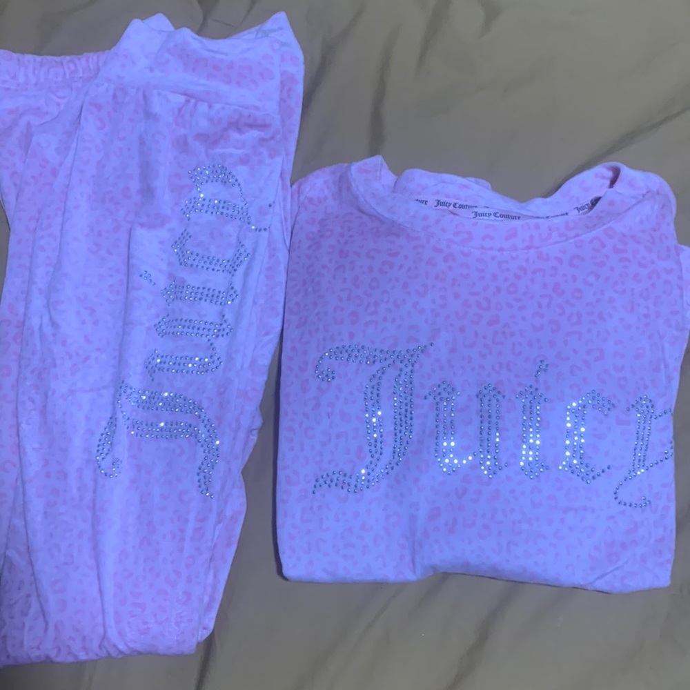 Juicy Couture Pink (slight leopard) cozy pajamas/ house sweats